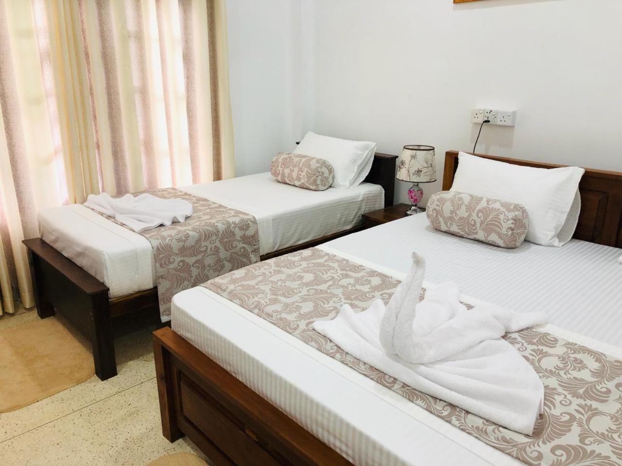 Mindana Residence Anuradhapura Exterior photo